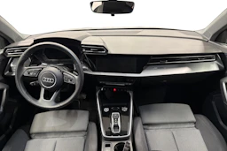 musta Audi A3 2025 kuva 7.
