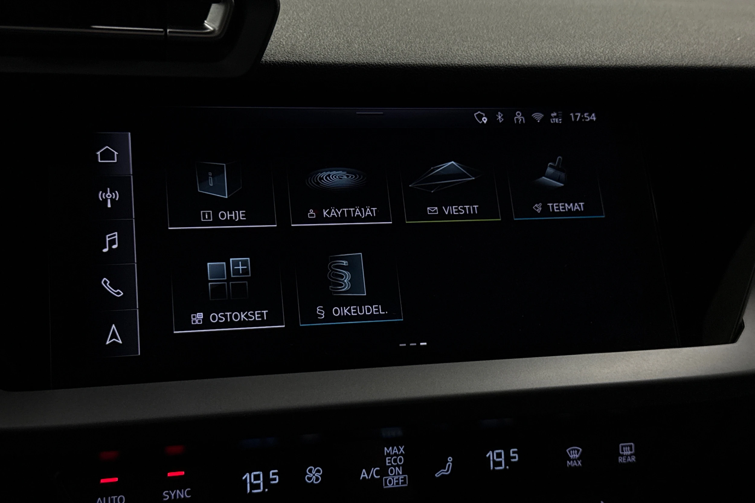 musta Audi A3 2025 kuva 17.