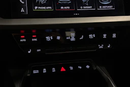 musta Audi A3 2025 kuva 29.