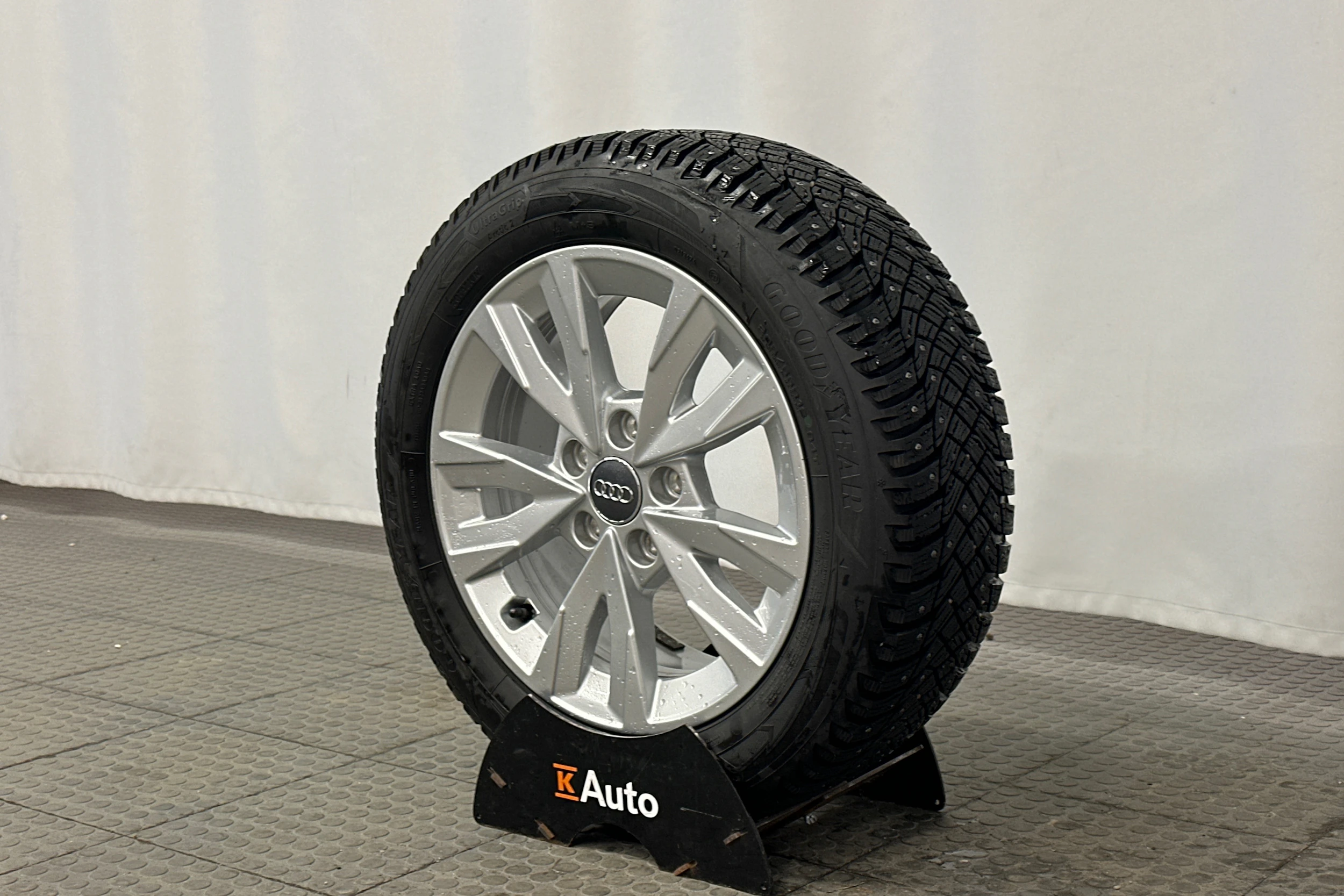 musta Audi A3 2025 kuva 10.