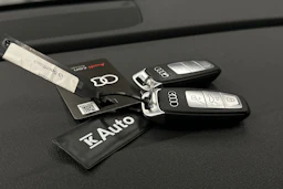 musta Audi A3 2025 kuva 24.