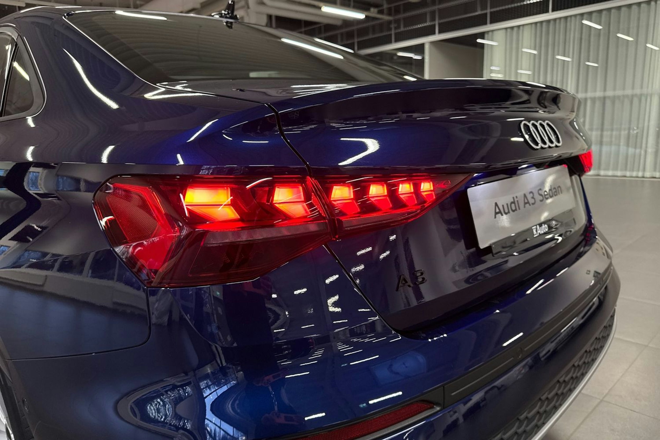 met. sininen Audi A3 2025 kuva 15.