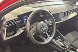 punainen Audi A3 2025 kuva 3.