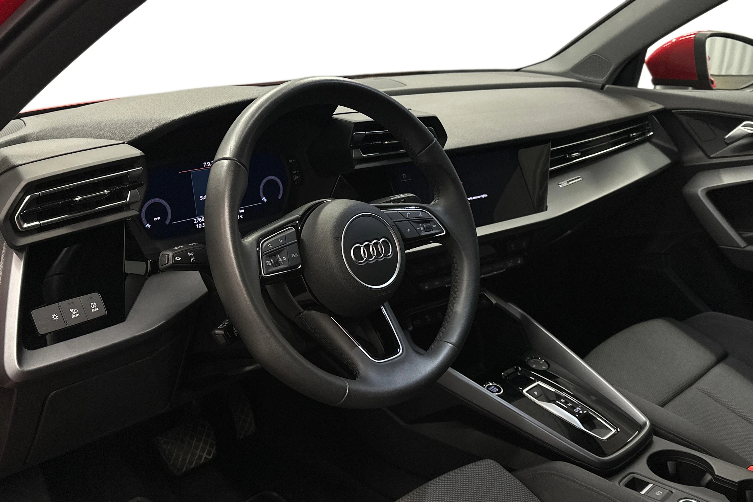 punainen Audi A3 2025 kuva 6.