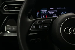 punainen Audi A3 2025 kuva 11.