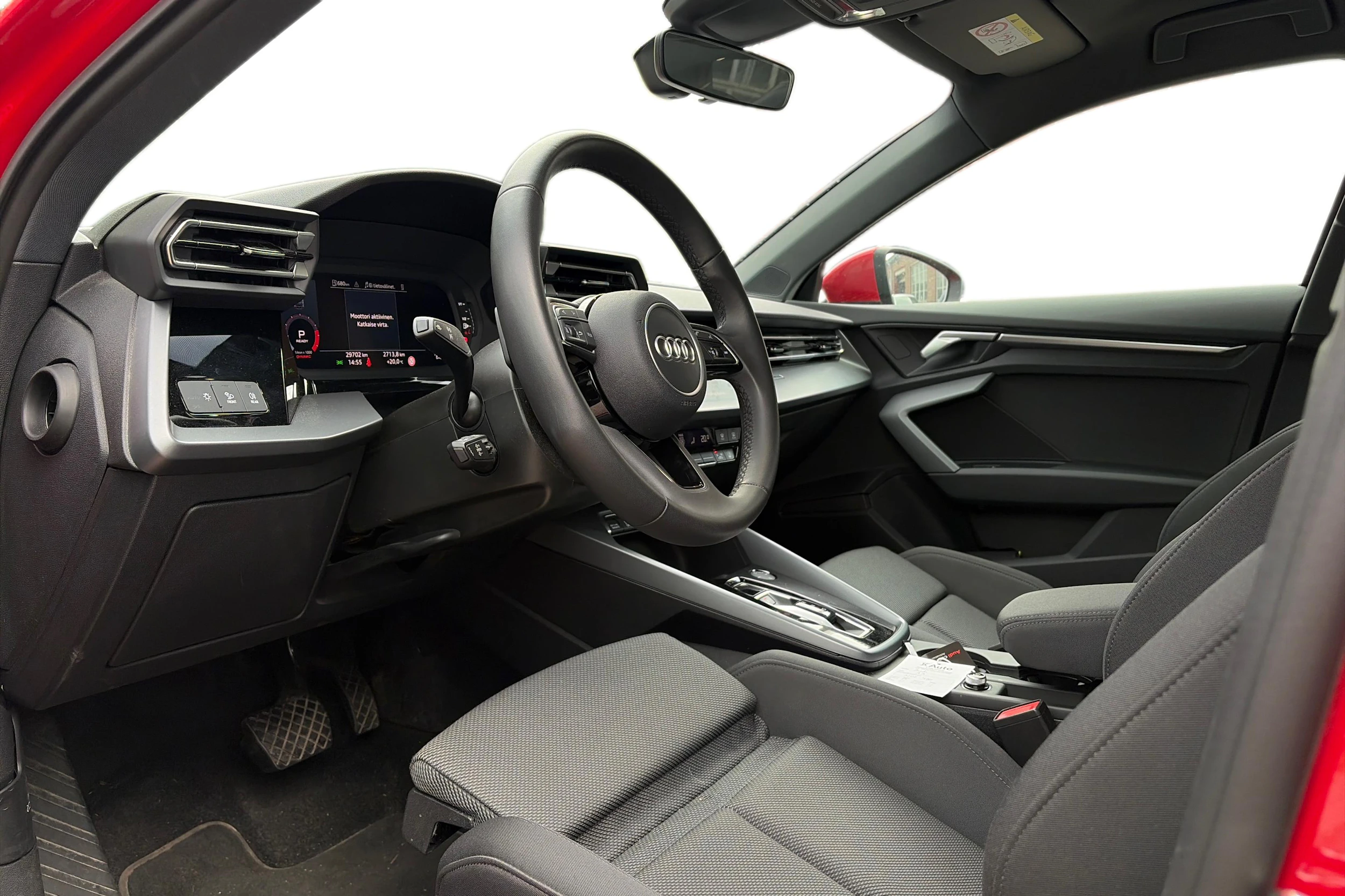 punainen Audi A3 2025 kuva 3.