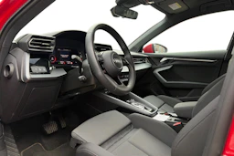 punainen Audi A3 2025 kuva 3.