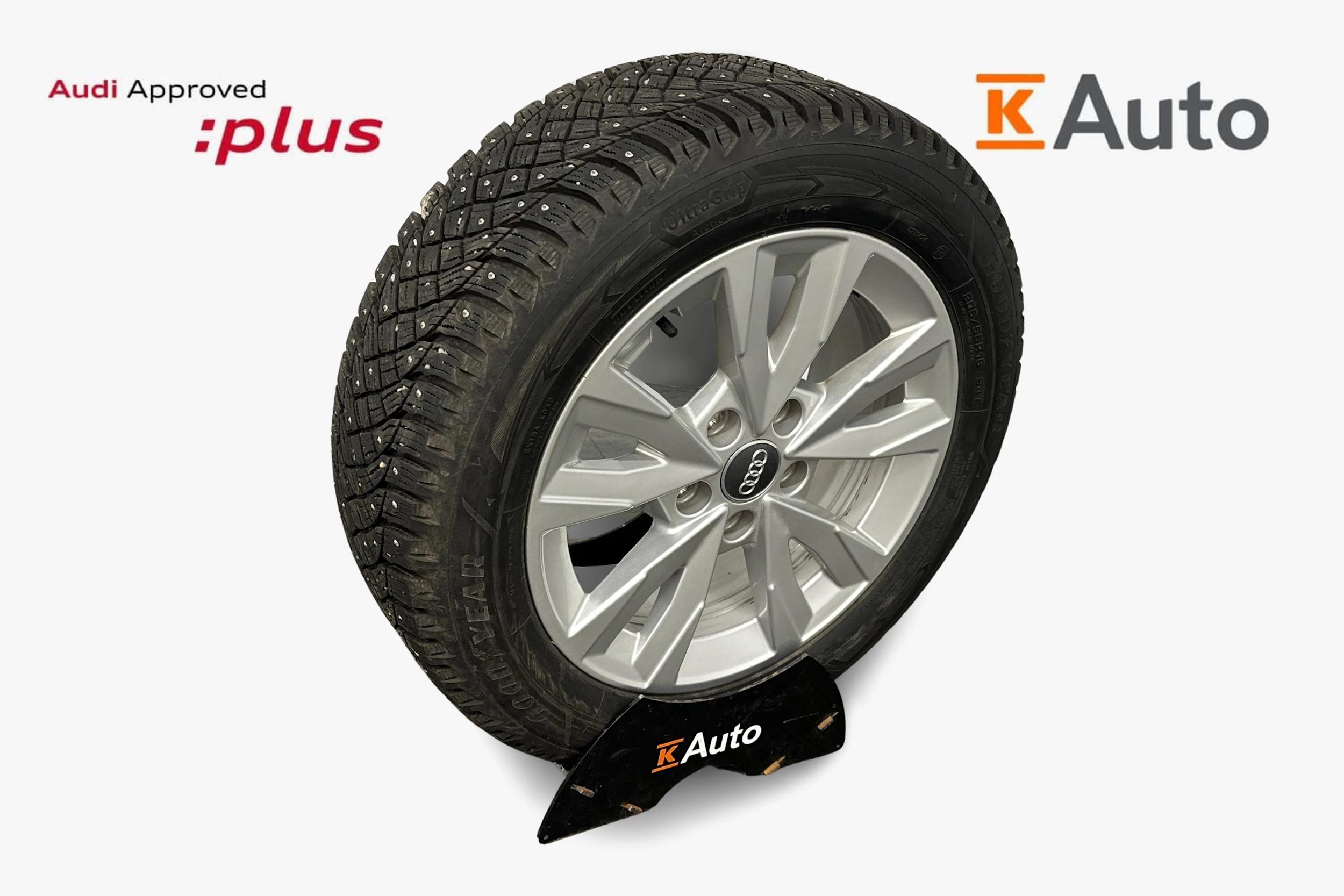 punainen Audi A3 2025 kuva 9.