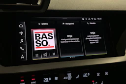 punainen Audi A3 2025 kuva 16.