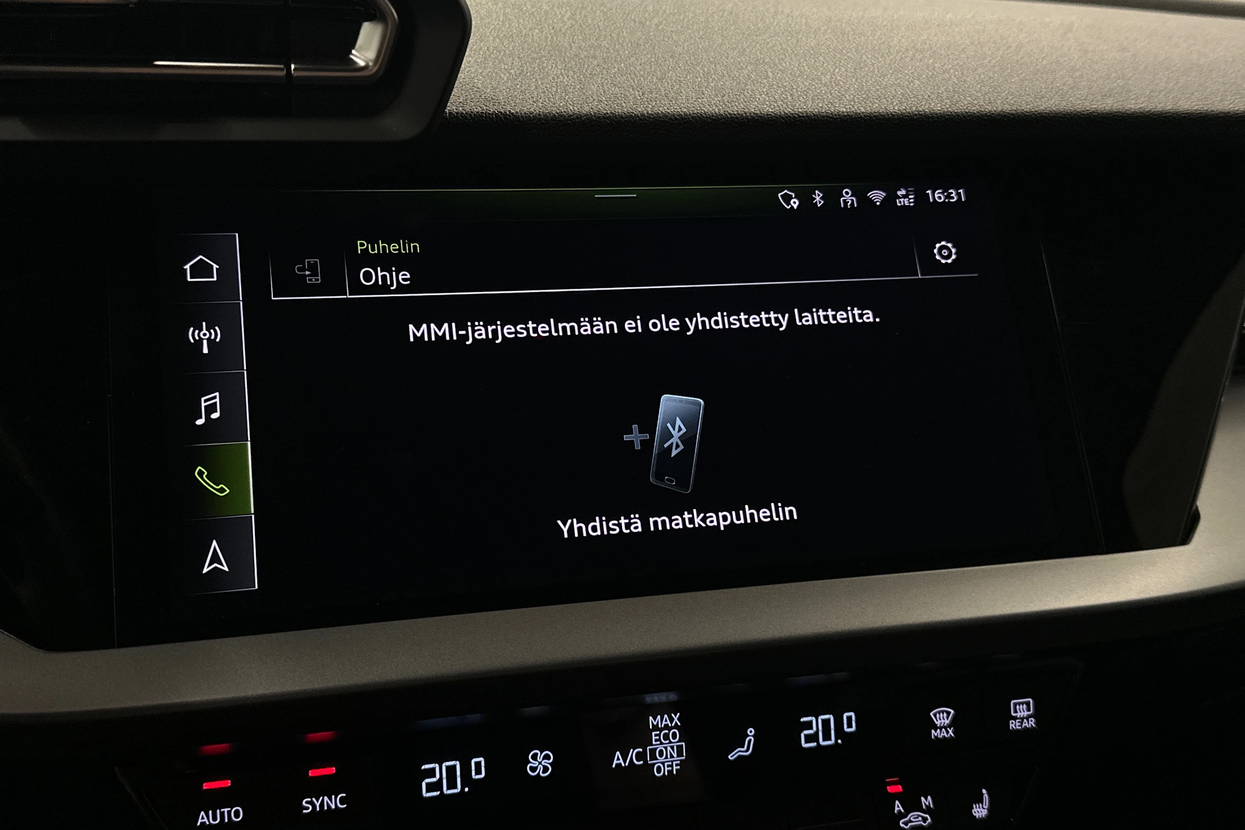 punainen Audi A3 2025 kuva 19.