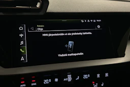 punainen Audi A3 2025 kuva 19.