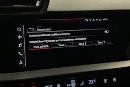 punainen Audi A3 2025 kuva 23.
