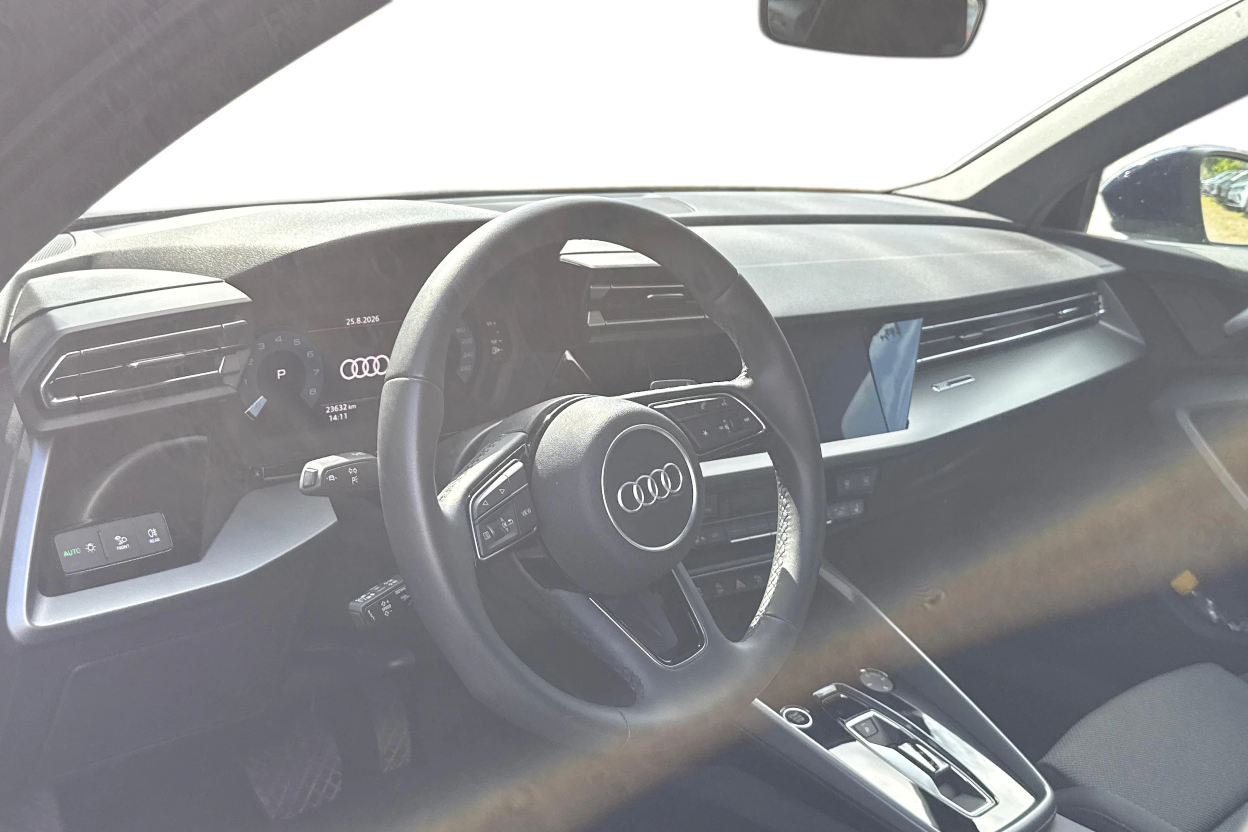 sininen Audi A3 2025 kuva 3.