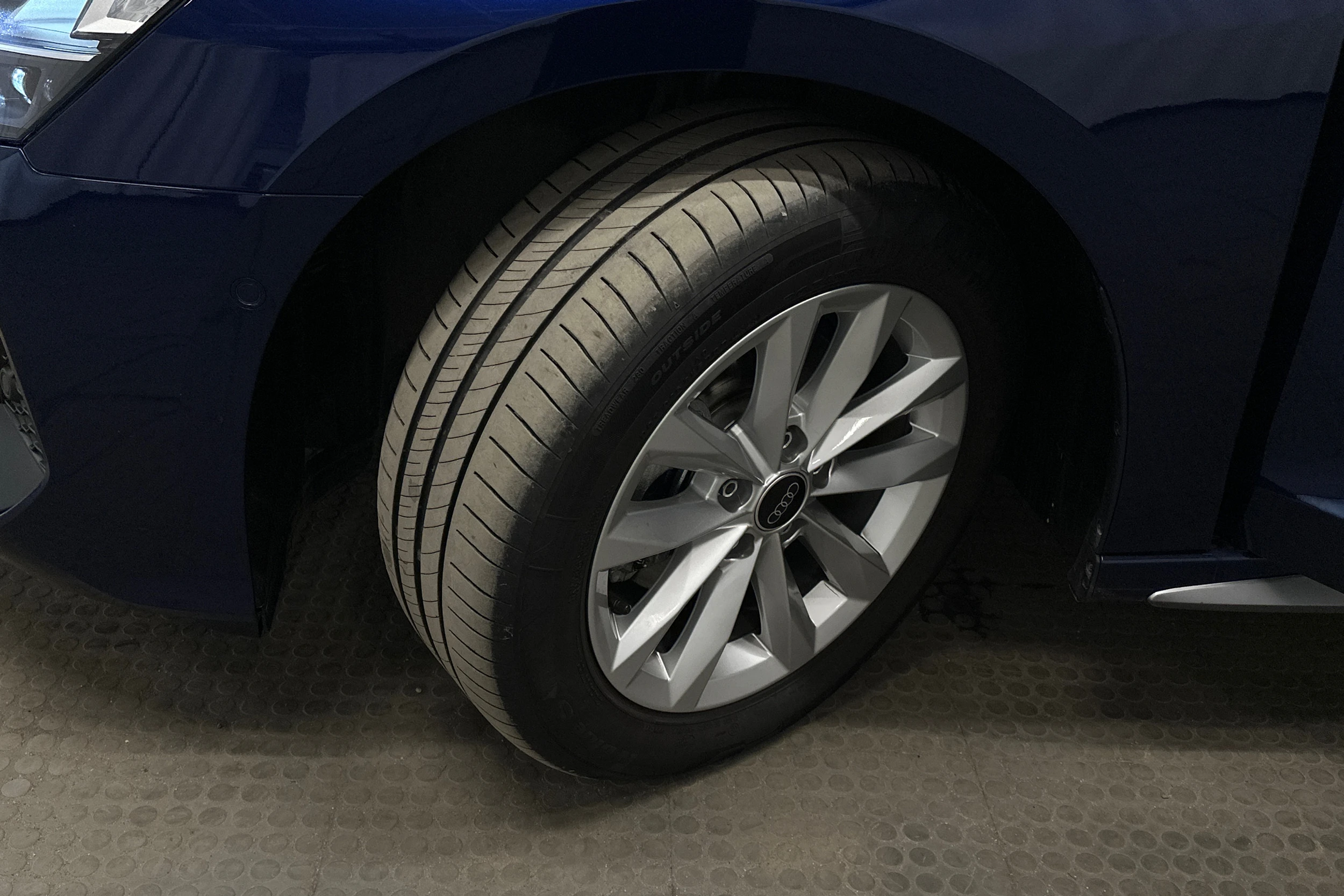 sininen Audi A3 2025 kuva 10.
