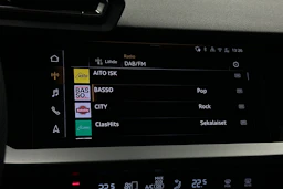 sininen Audi A3 2025 kuva 18.