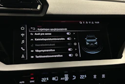 sininen Audi A3 2025 kuva 26.