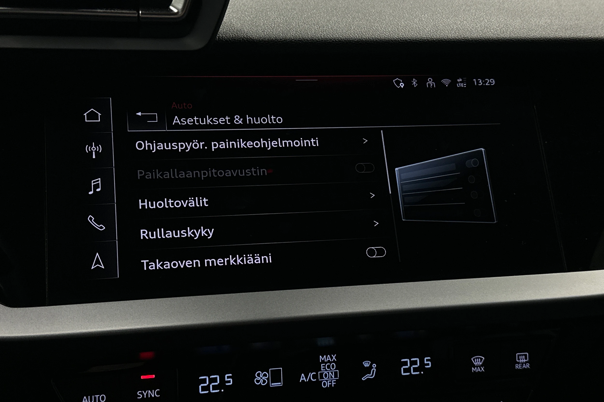 sininen Audi A3 2025 kuva 27.
