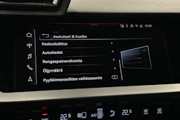 sininen Audi A3 2025 kuva 28.
