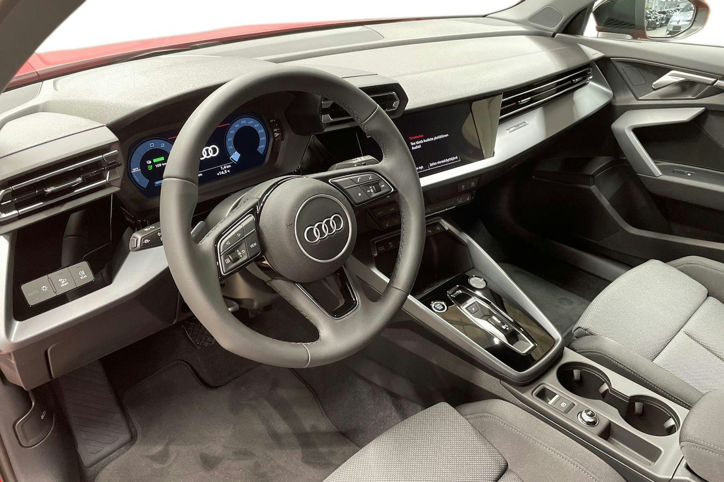 punainen Audi A3 2025 kuva 6.