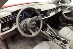 punainen Audi A3 2025 kuva 6.