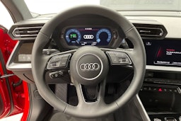punainen Audi A3 2025 kuva 11.