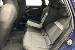 sininen Audi A3 2025 kuva 8.