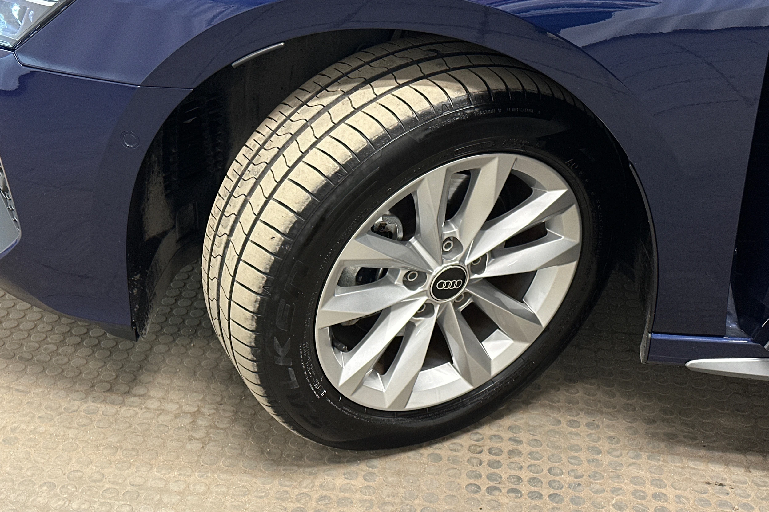 sininen Audi A3 2025 kuva 10.