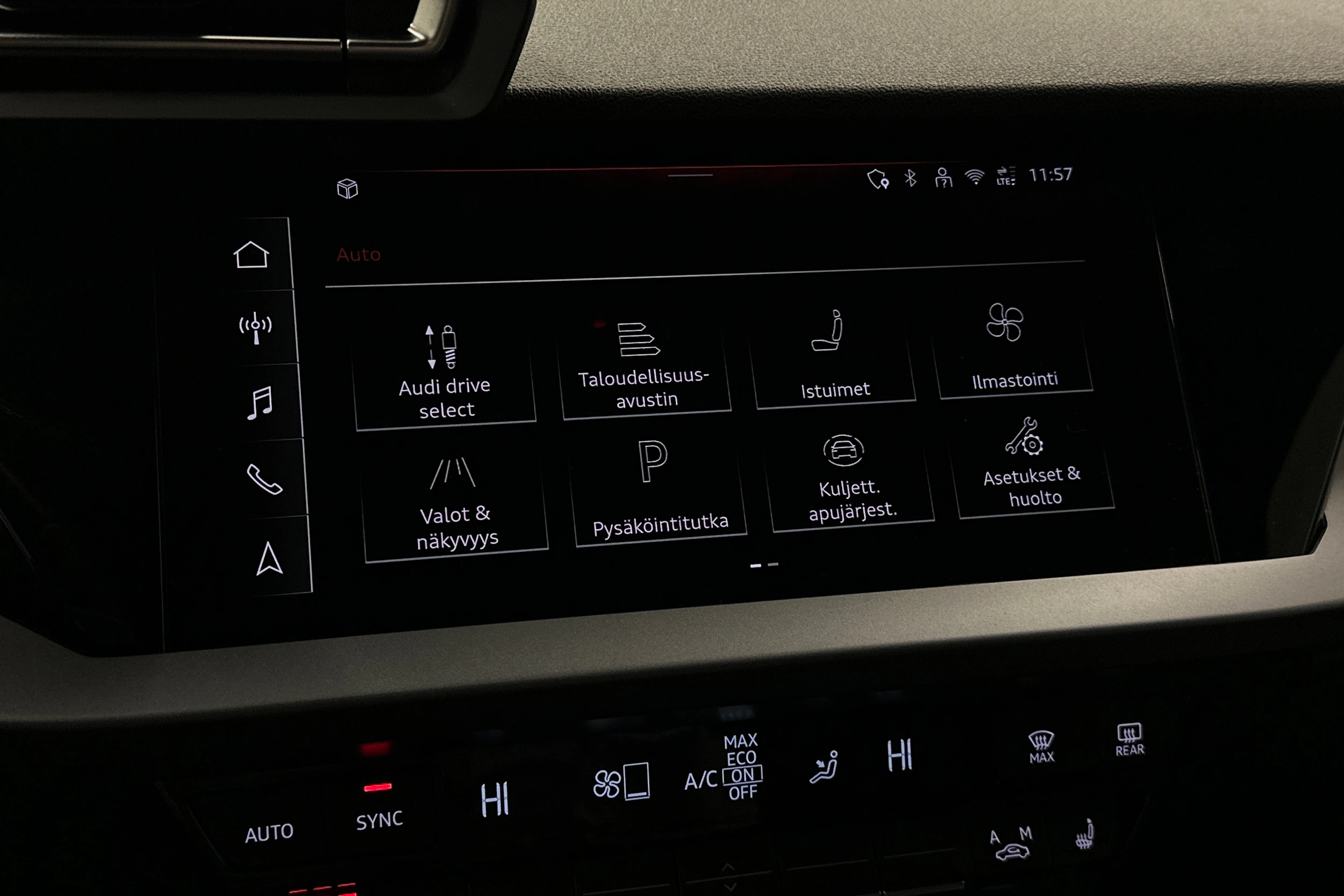 sininen Audi A3 2025 kuva 22.