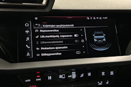 sininen Audi A3 2025 kuva 24.
