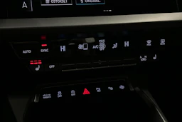 sininen Audi A3 2025 kuva 29.