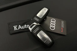 sininen Audi A3 2025 kuva 34.