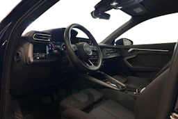 sininen Audi A3 2025 kuva 3.