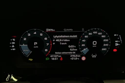 sininen Audi A3 2025 kuva 13.