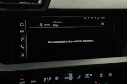 sininen Audi A3 2025 kuva 20.