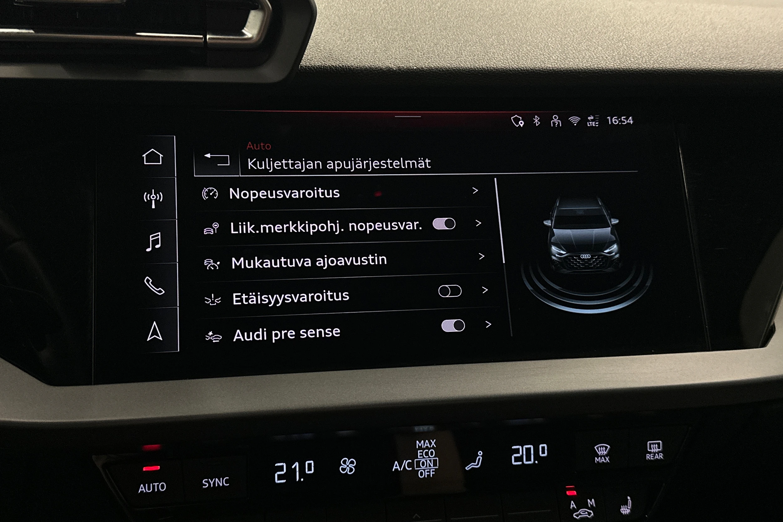 sininen Audi A3 2025 kuva 27.