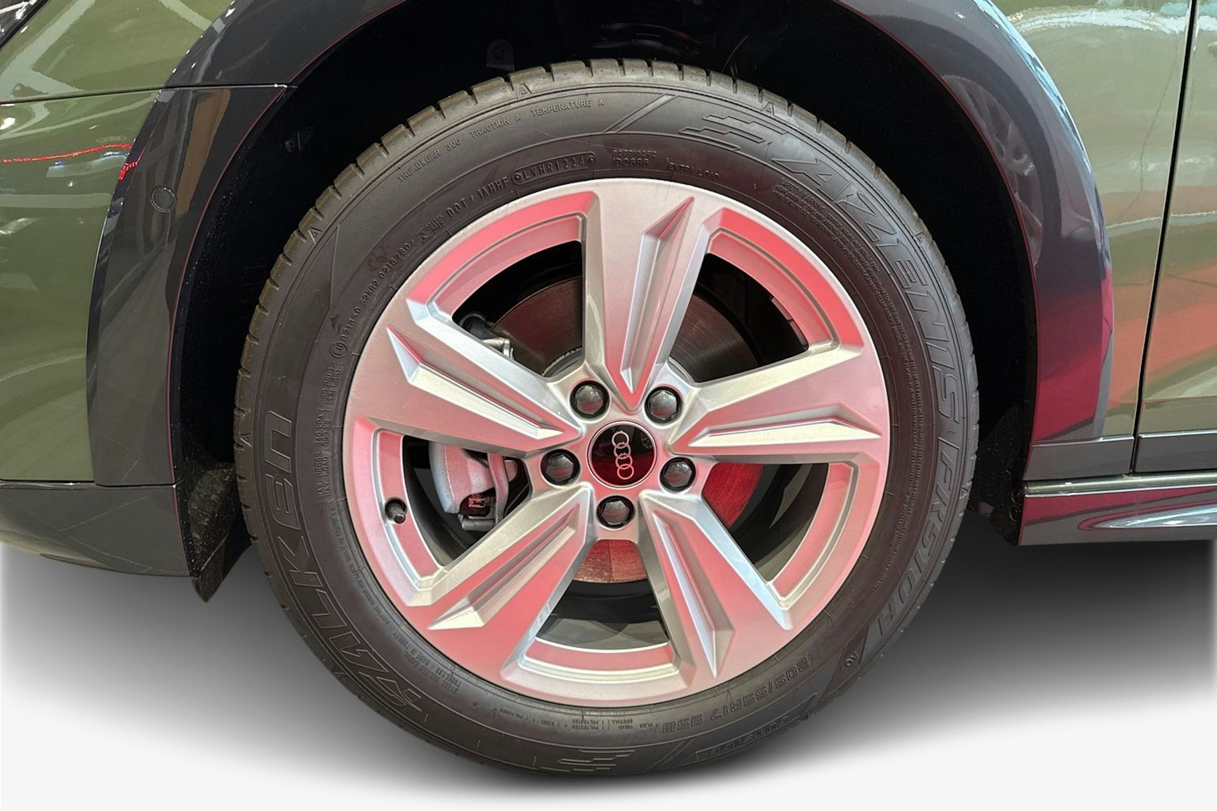 met. vihreä Audi A3 2025 kuva 9.