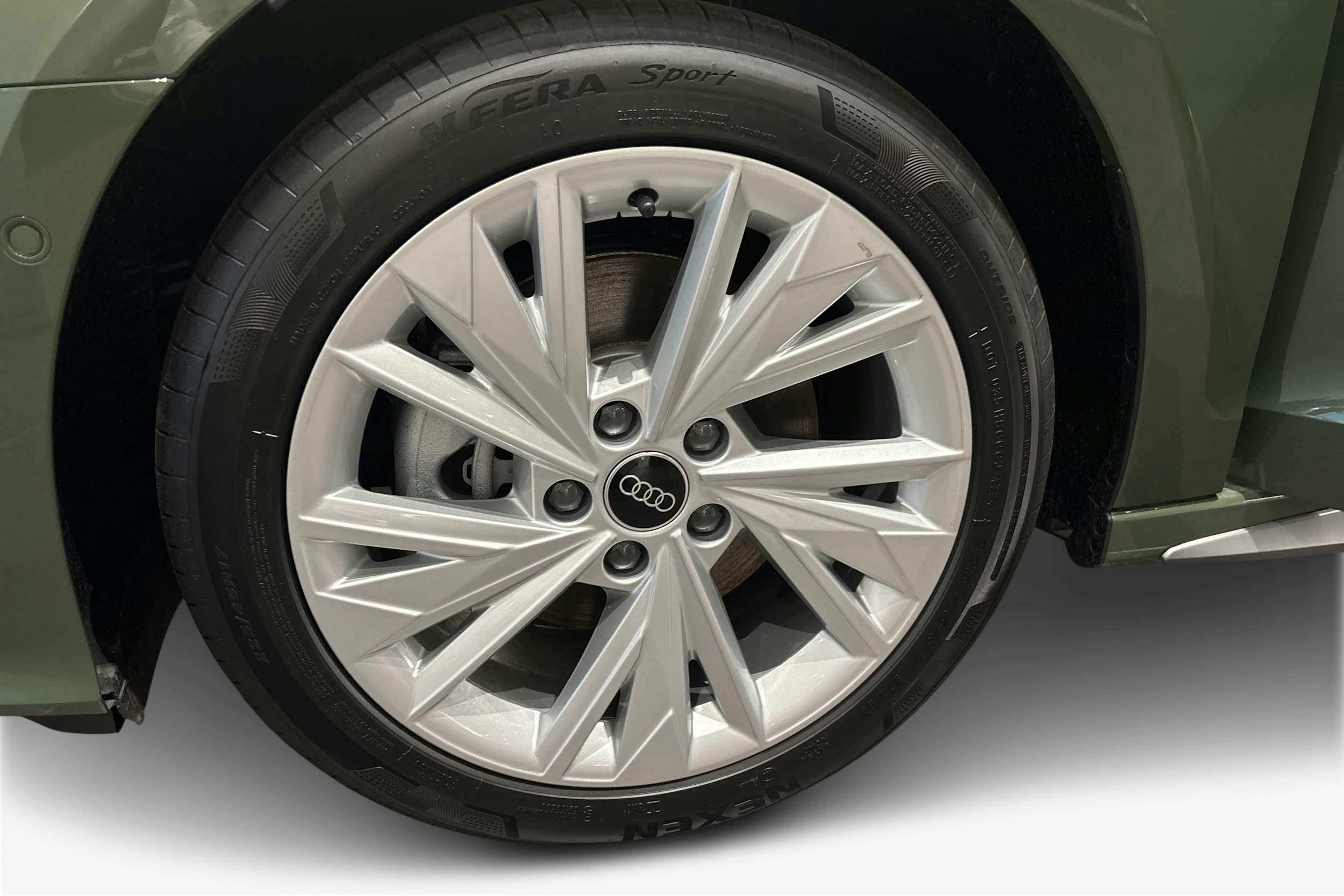 vihreä Audi A3 2025 kuva 9.