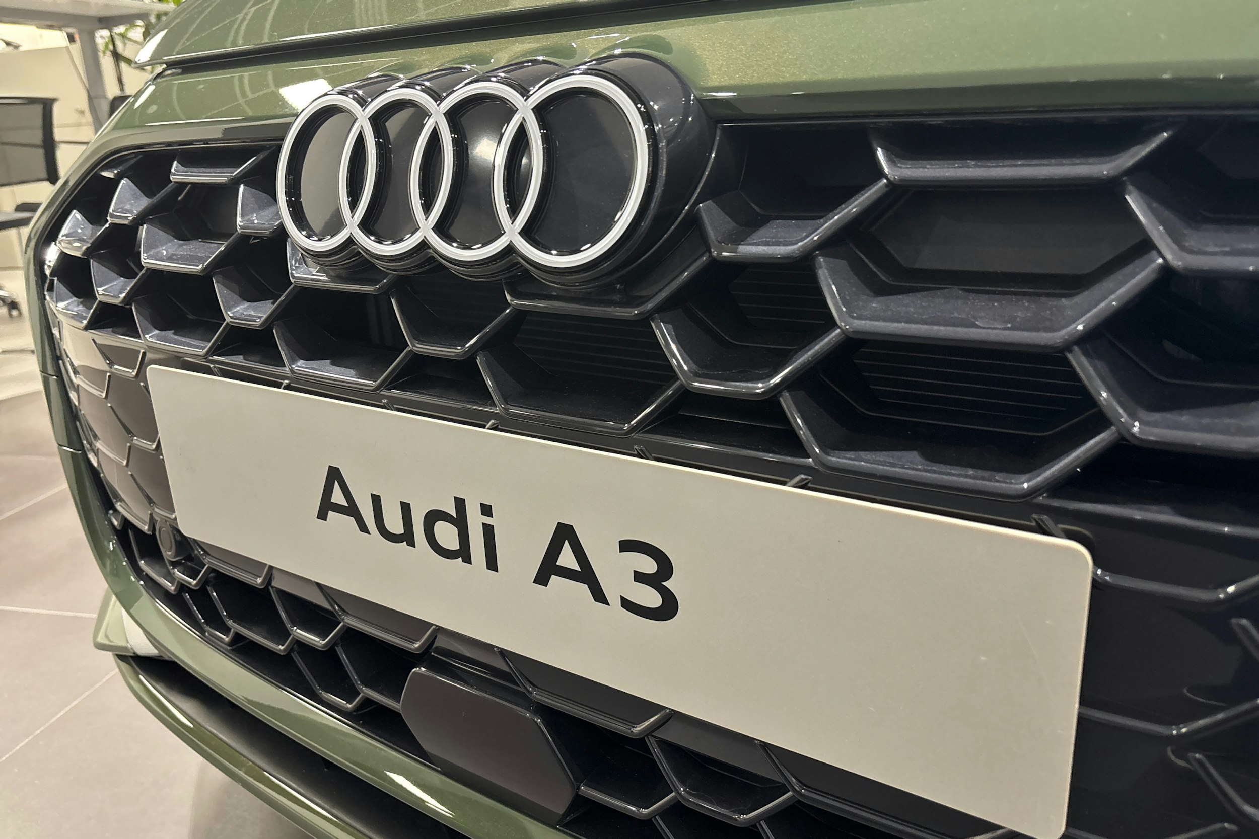 vihreä Audi A3 2025 kuva 15.