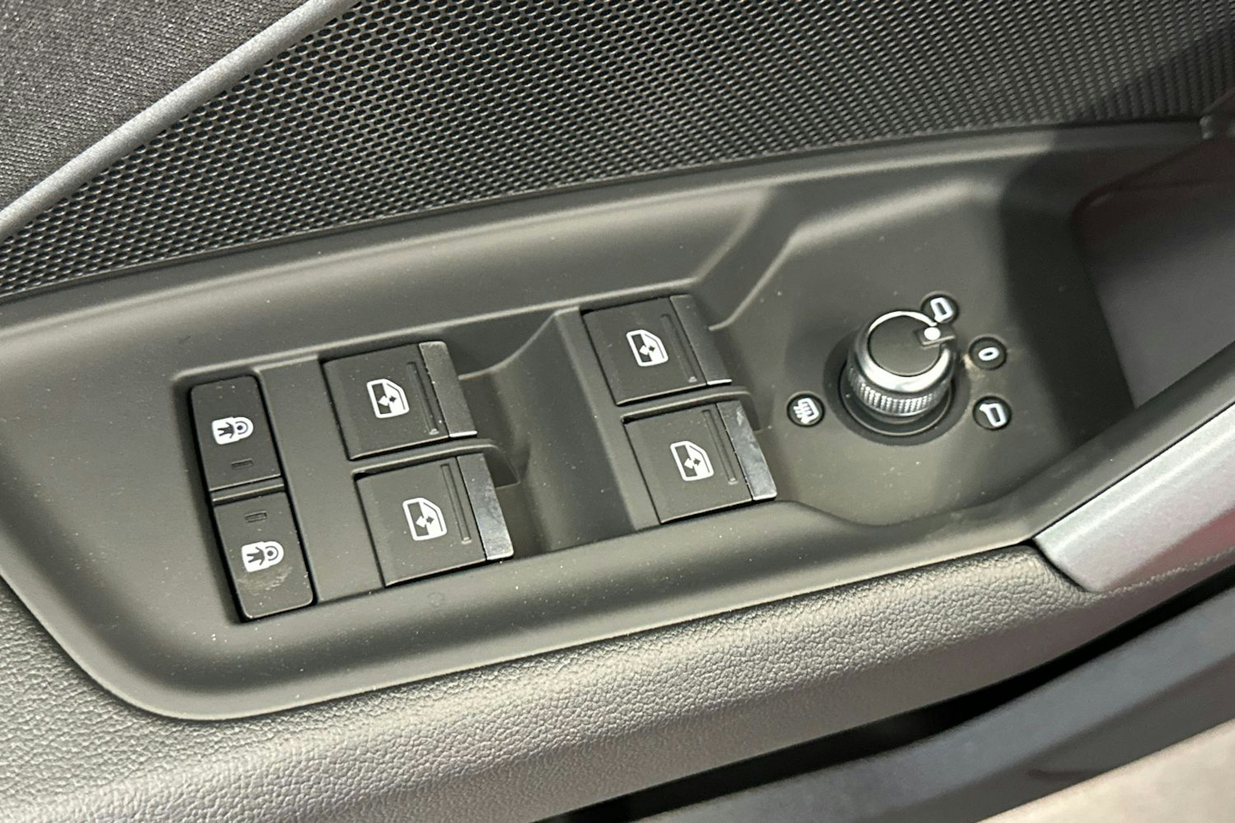 punainen Audi A3 2025 kuva 17.