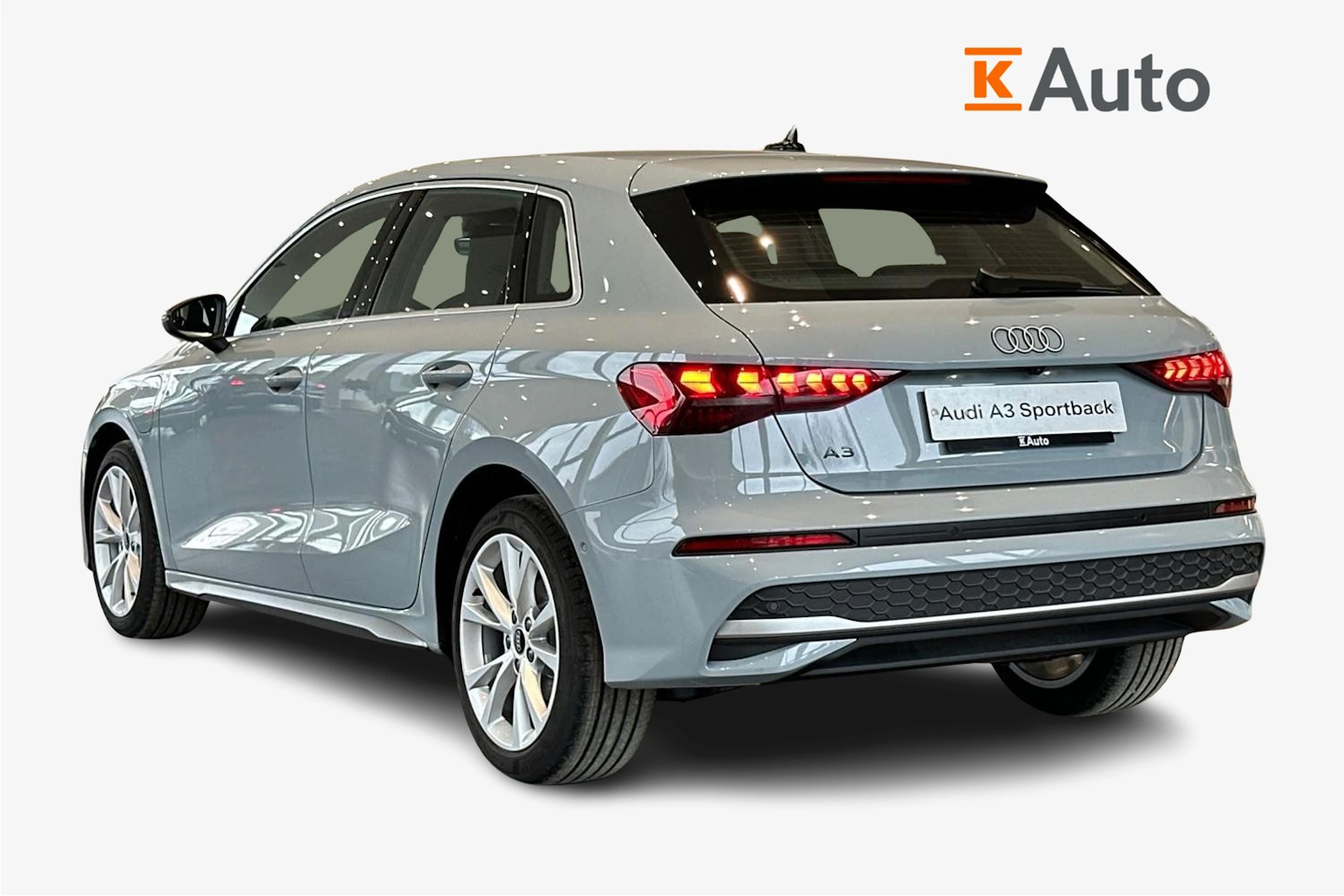 met. harmaa Audi A3 2026 kuva 2.