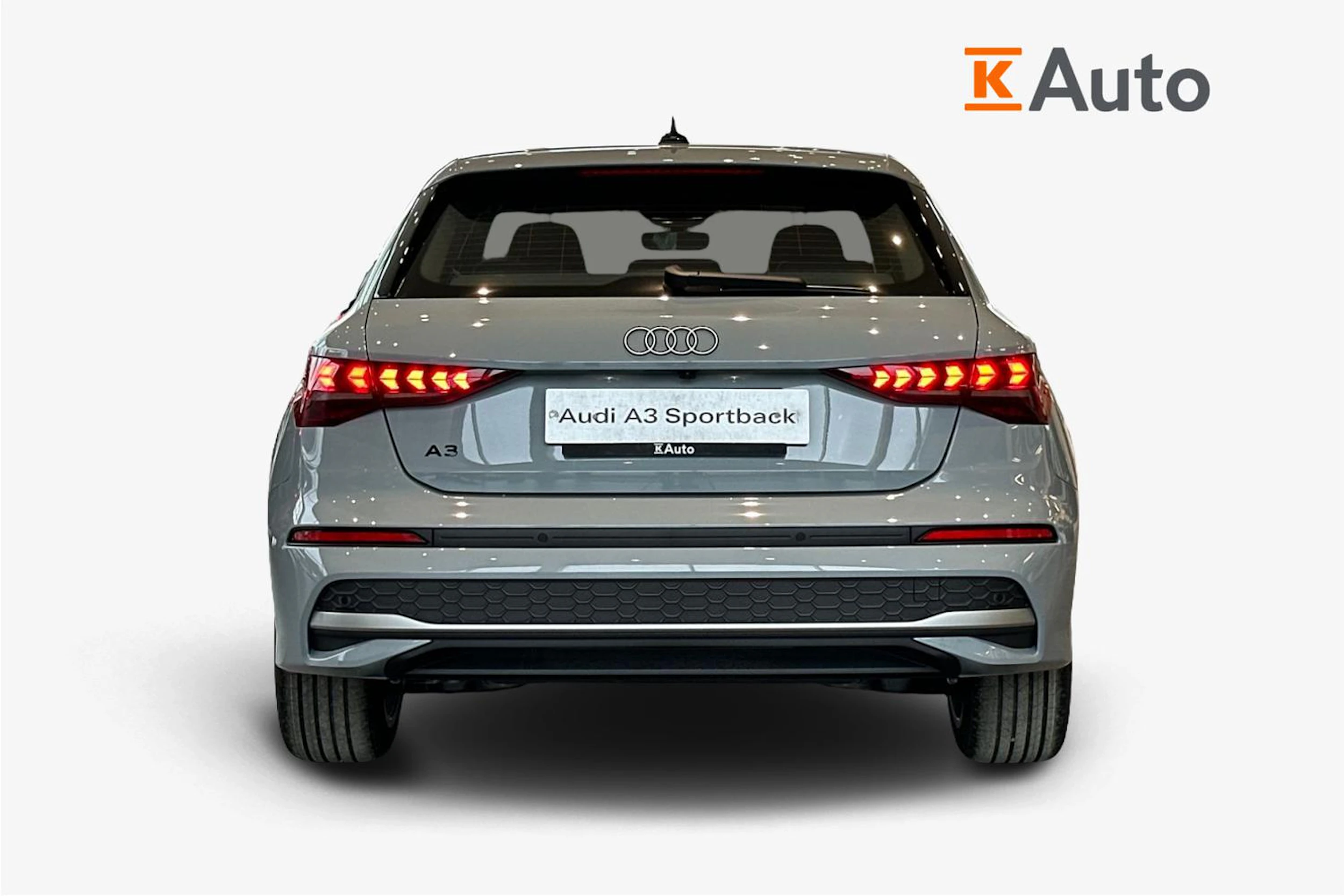 met. harmaa Audi A3 2026 kuva 3.