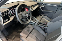 met. harmaa Audi A3 2026 kuva 6.