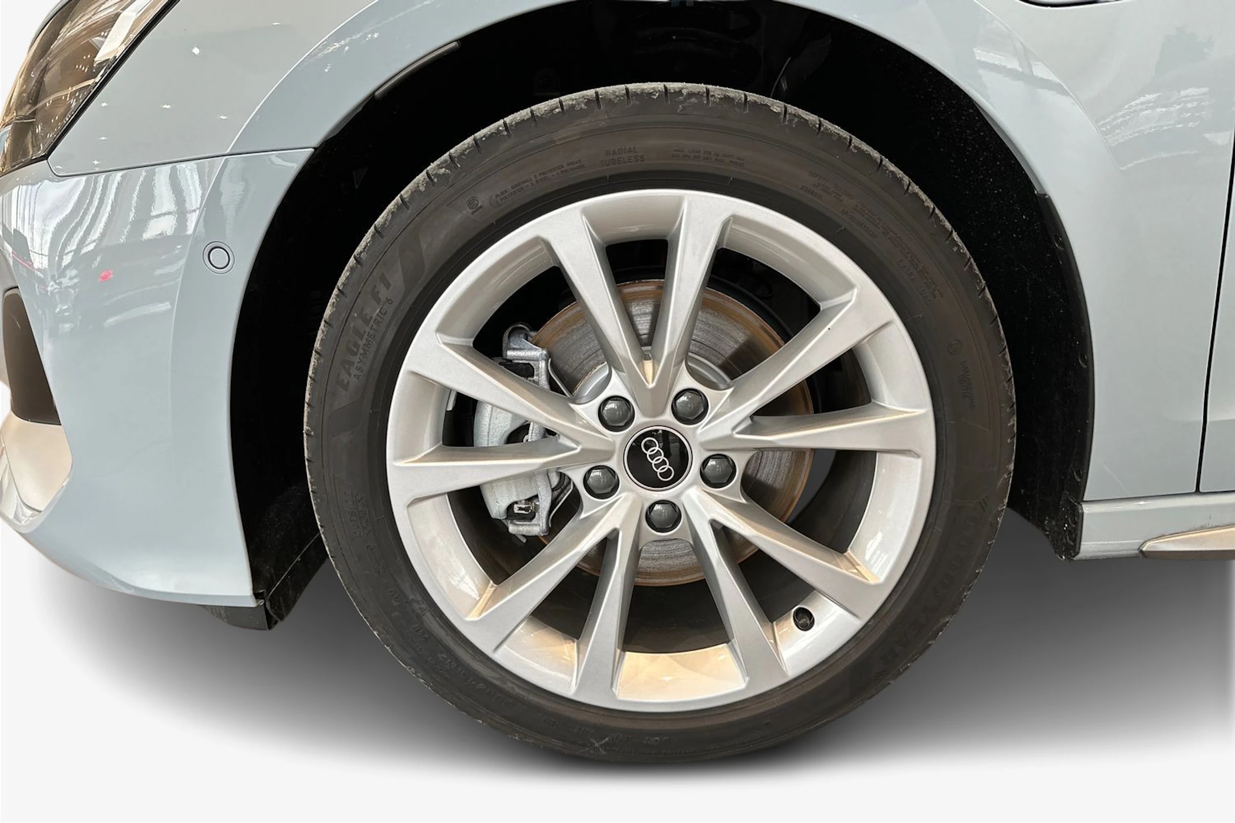 met. harmaa Audi A3 2026 kuva 9.