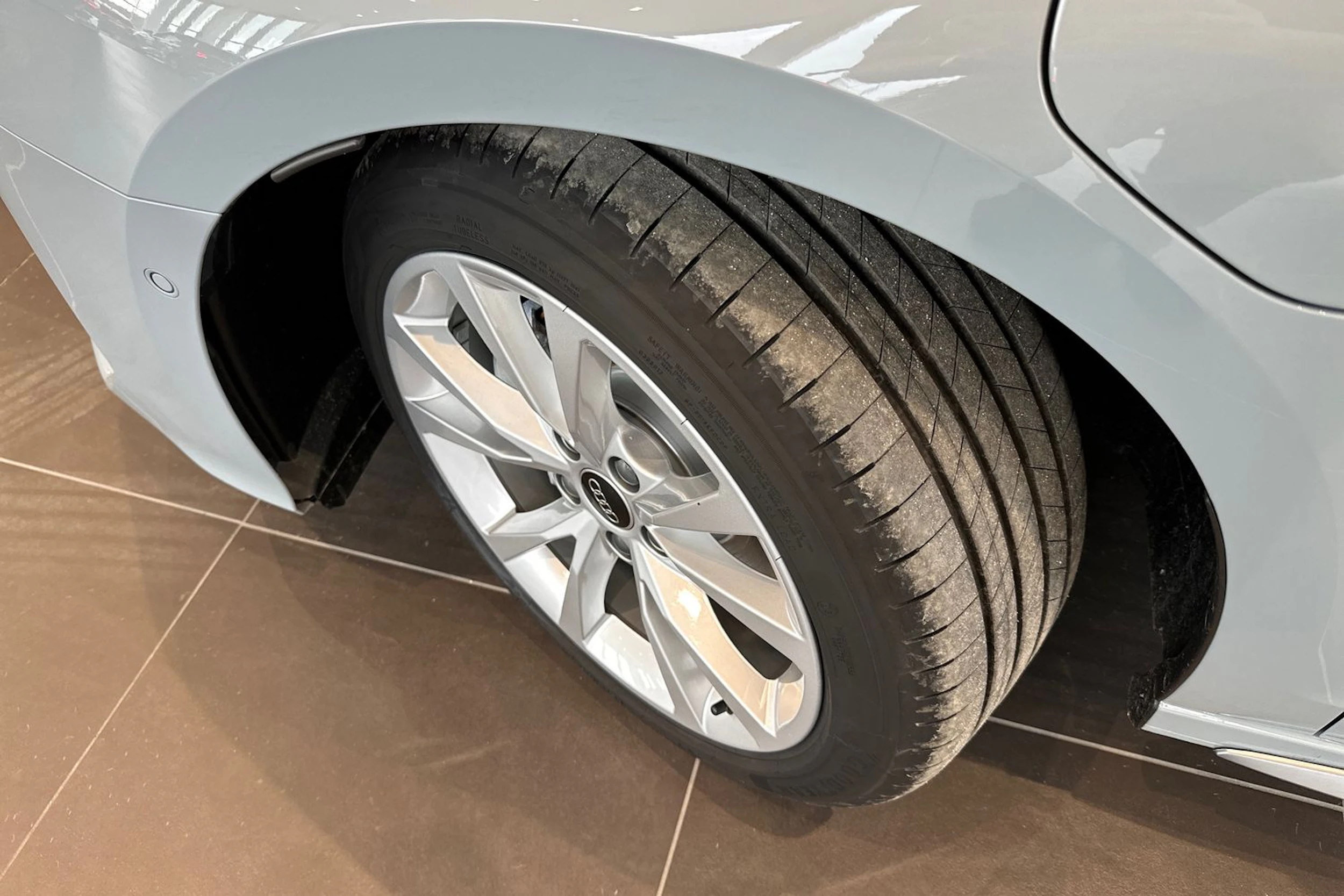 met. harmaa Audi A3 2026 kuva 10.