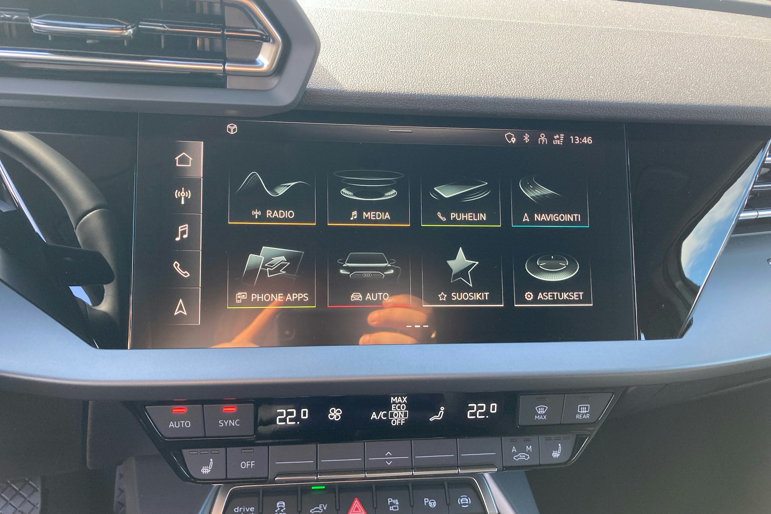 harmaa Audi A3 2025 kuva 13.