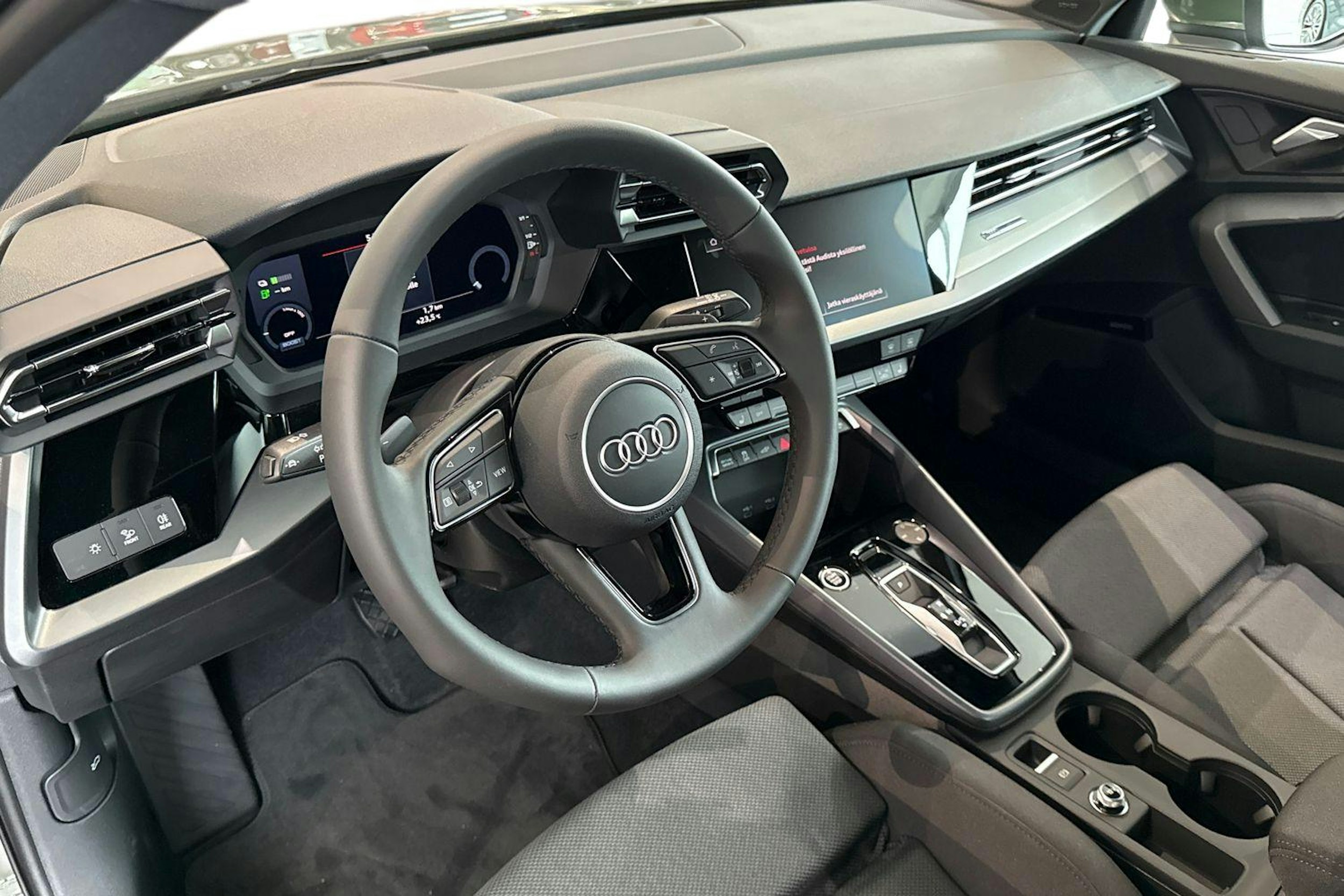 met. vihreä Audi A3 2025 kuva 6.