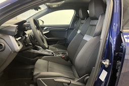navarra sininen Audi A3 2025 kuva 3.