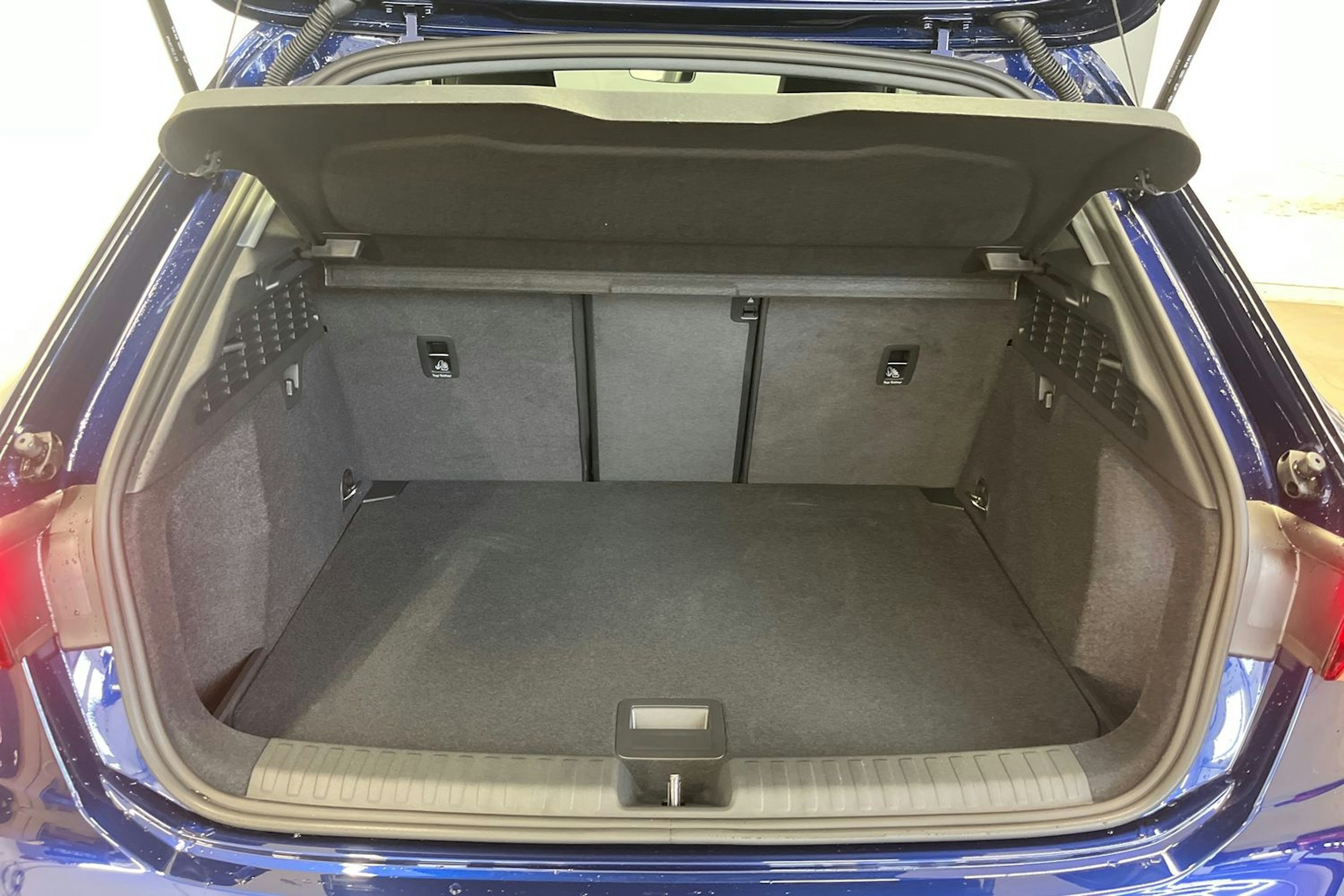 navarra sininen Audi A3 2025 kuva 5.