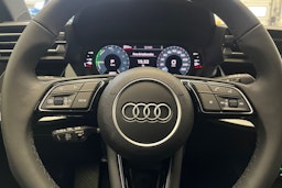 navarra sininen Audi A3 2025 kuva 8.