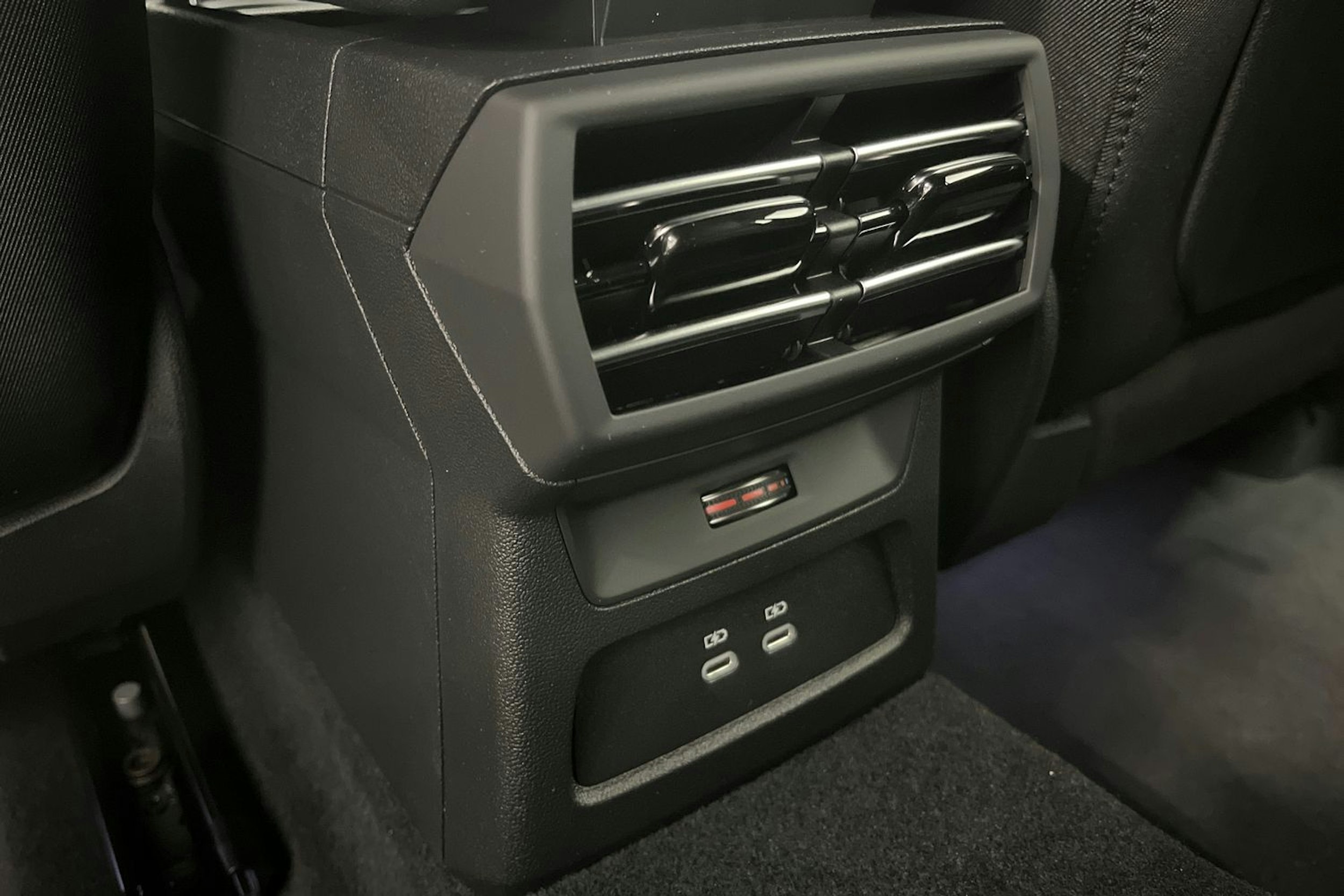 navarra sininen Audi A3 2025 kuva 11.